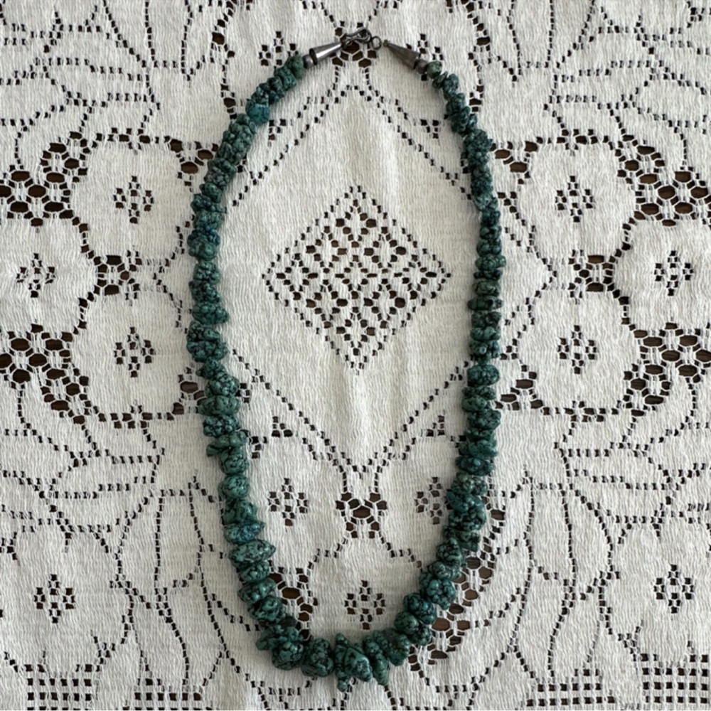 Vintage Chunky Nugget  Navajo Turquoise Chip Beaded Necklace Silver Hook Closure